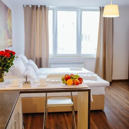 L&j Niska Arkadia Apartment Warsaw